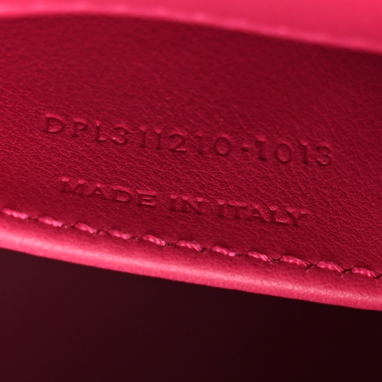 Calfskin Small Classic Y Cabas Fuchsia