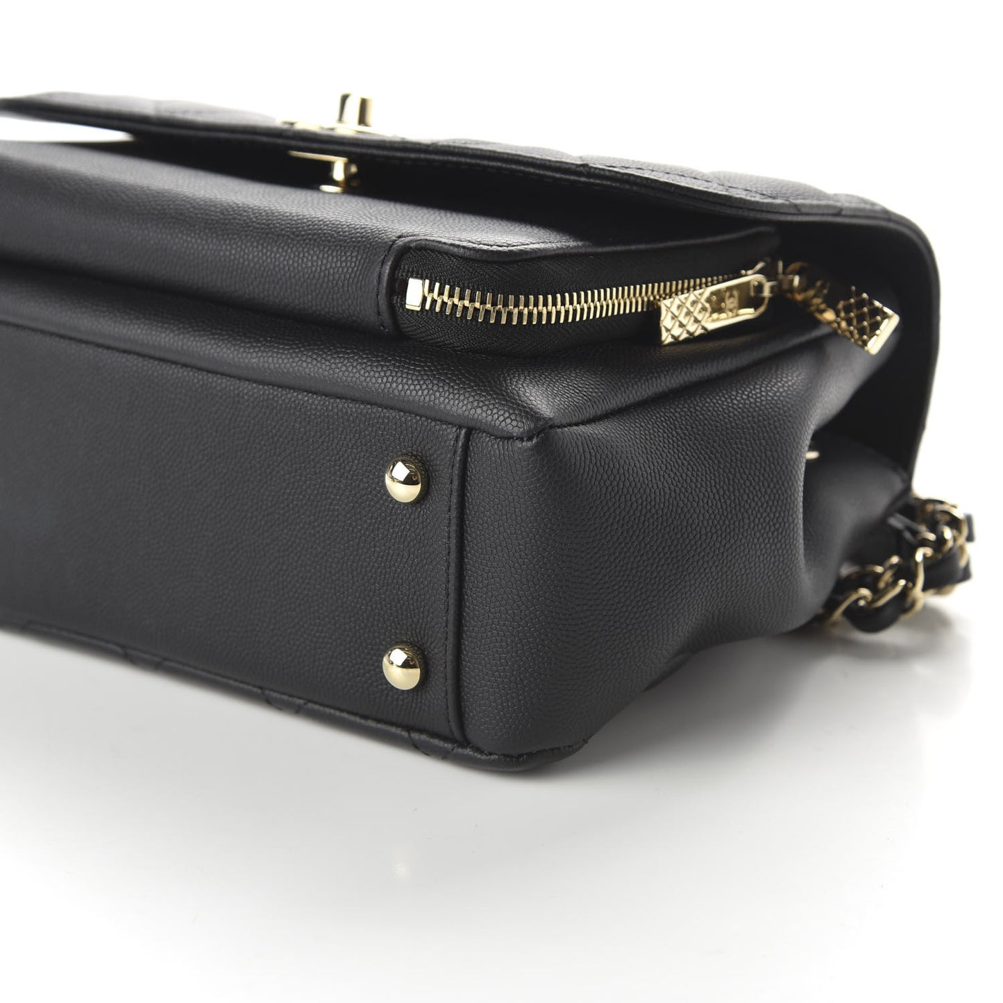 Caviar Quilted Medium Business Affinity Flap Black