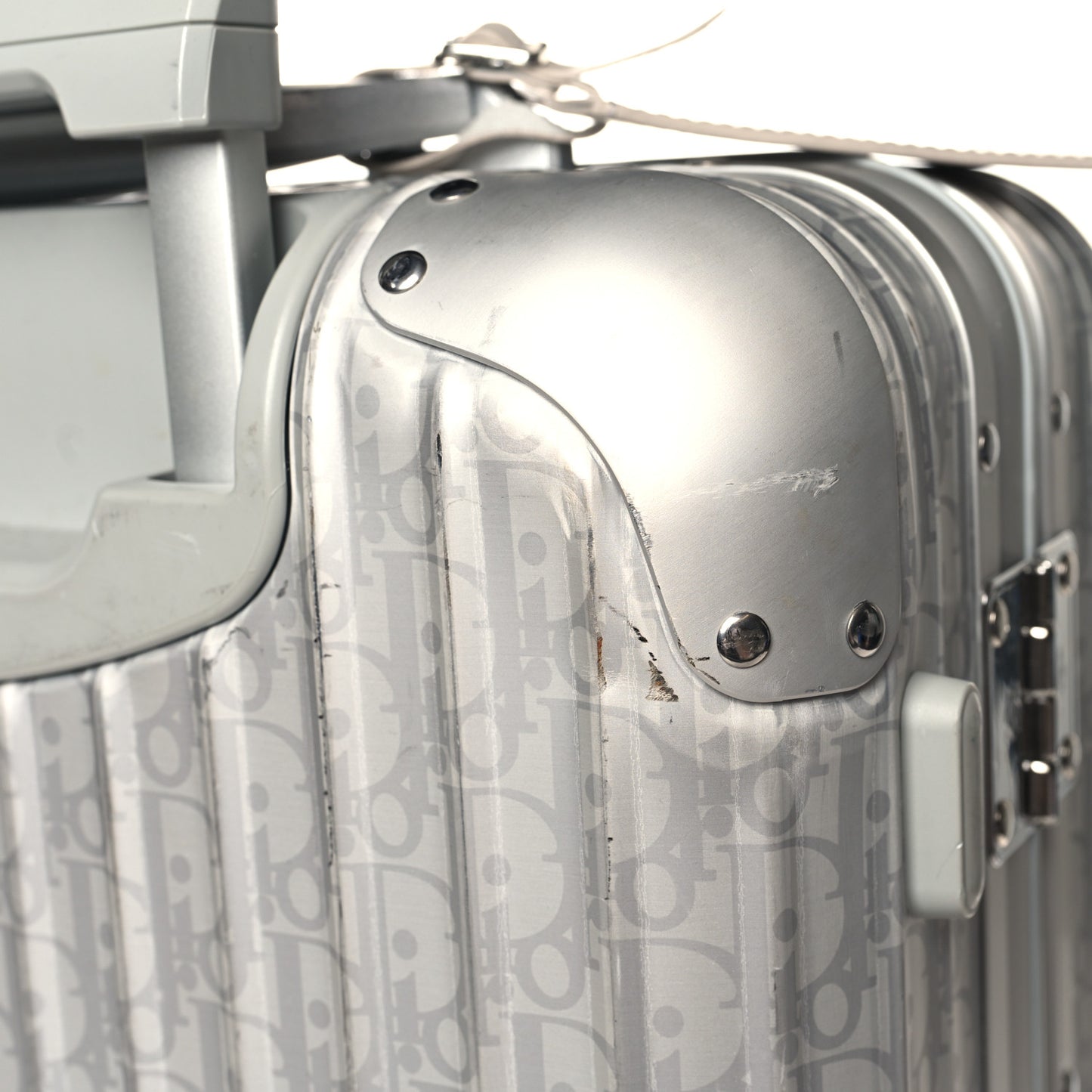X RIMOWA Aluminum Gradient Cabin Luggage Silver