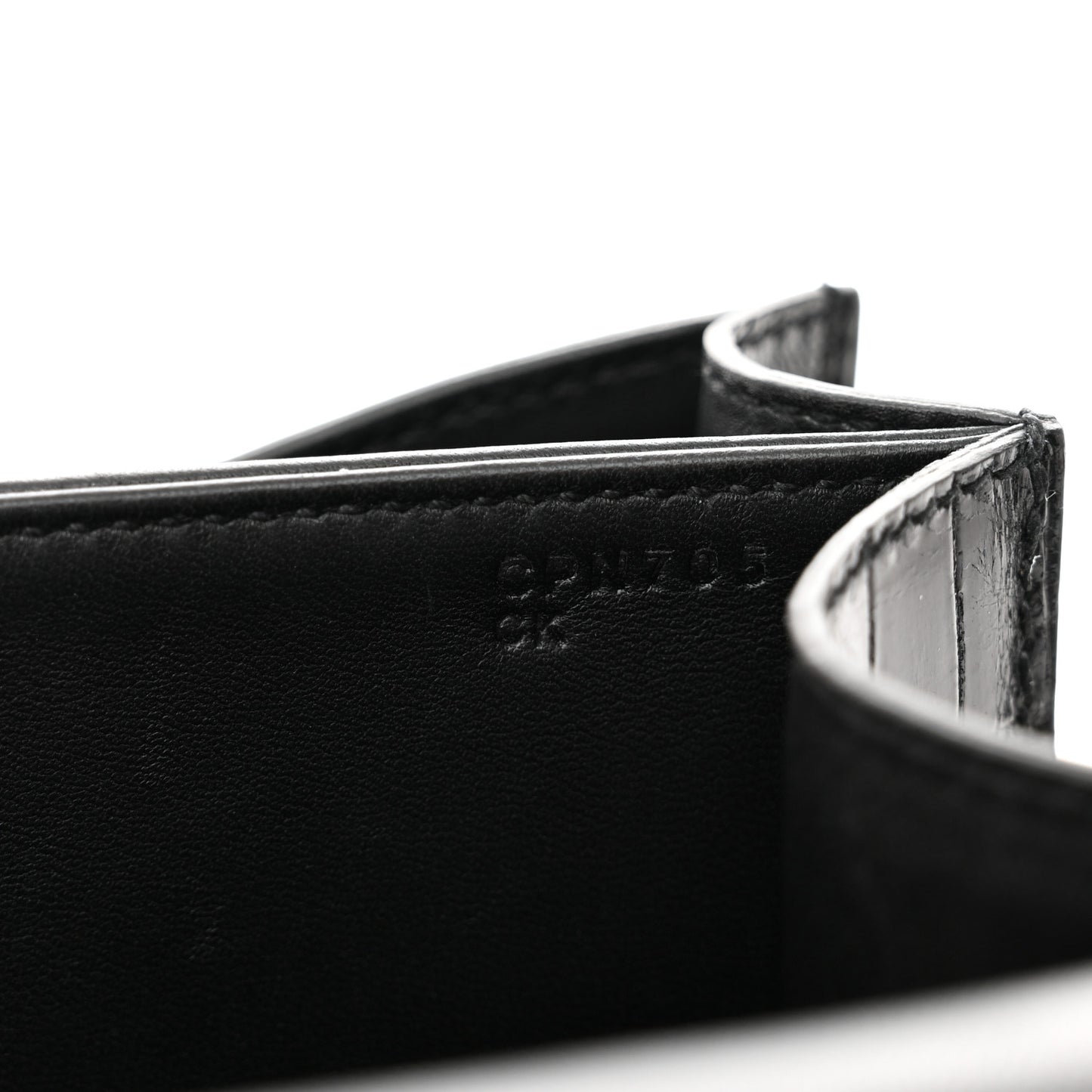 Shiny Alligator Constance 24 Black