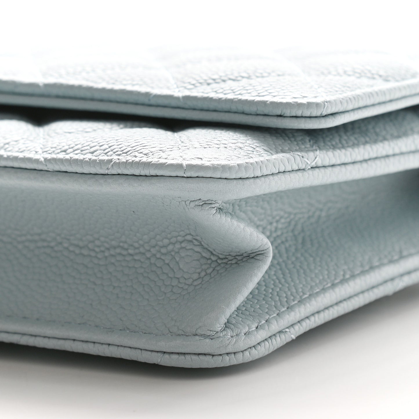 Caviar Quilted Tiny CC Wallet On Chain WOC Light Blue