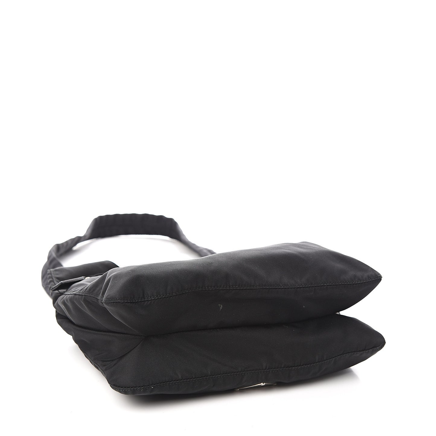 Nylon Flat Messenger Bag Black