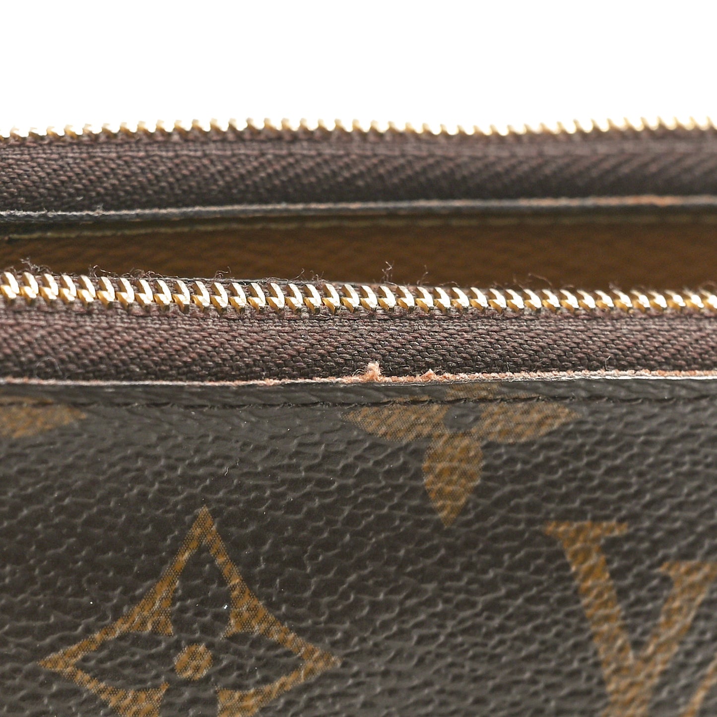Reverse Monogram Giant Double Zip Pochette