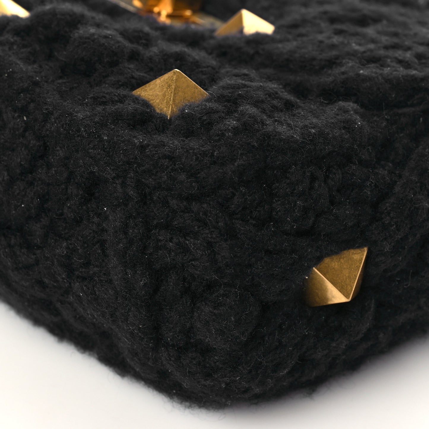 Cashmere Medium Roman Stud Shoulder Bag Marine