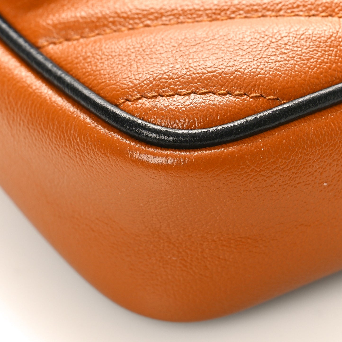 Vintage Effect Calfskin Matelasse Diagonal Super Mini GG Marmont Shoulder Bag Cognac Black