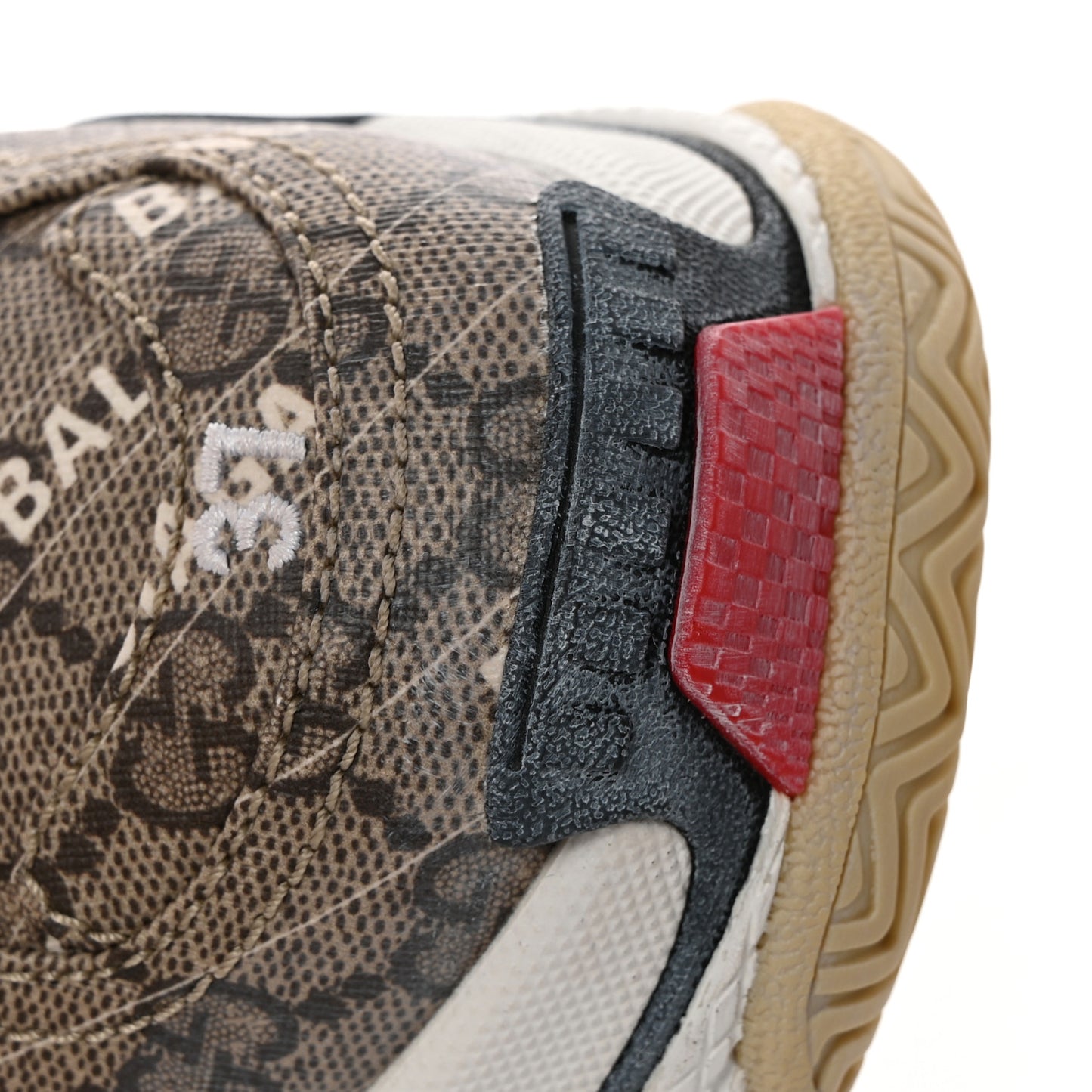 X GUCCI GG Supreme Monogram Allover Logo Womens Triple S Sneakers 37 Beige Ebony Mystic White