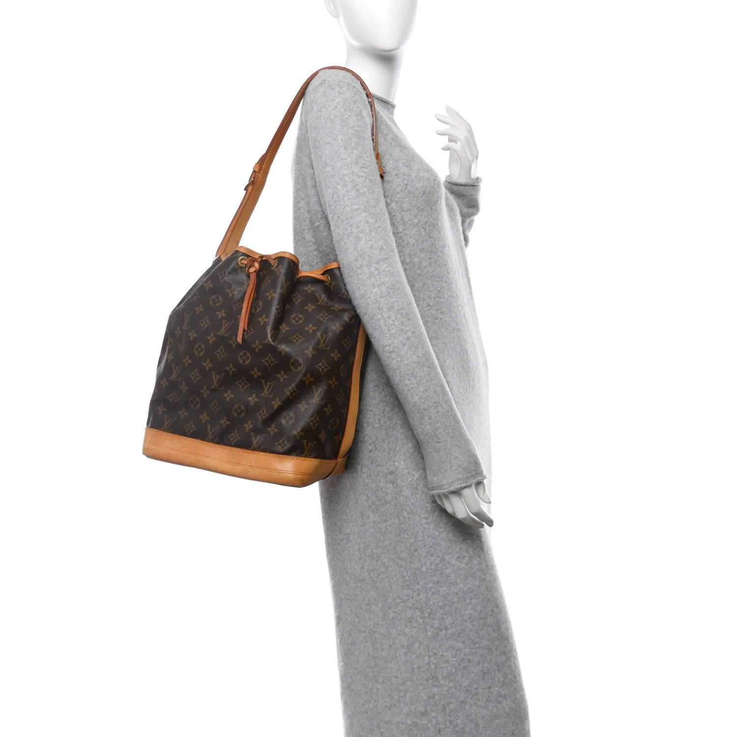 Louis Vuitton Monogram Noe 2 of 10