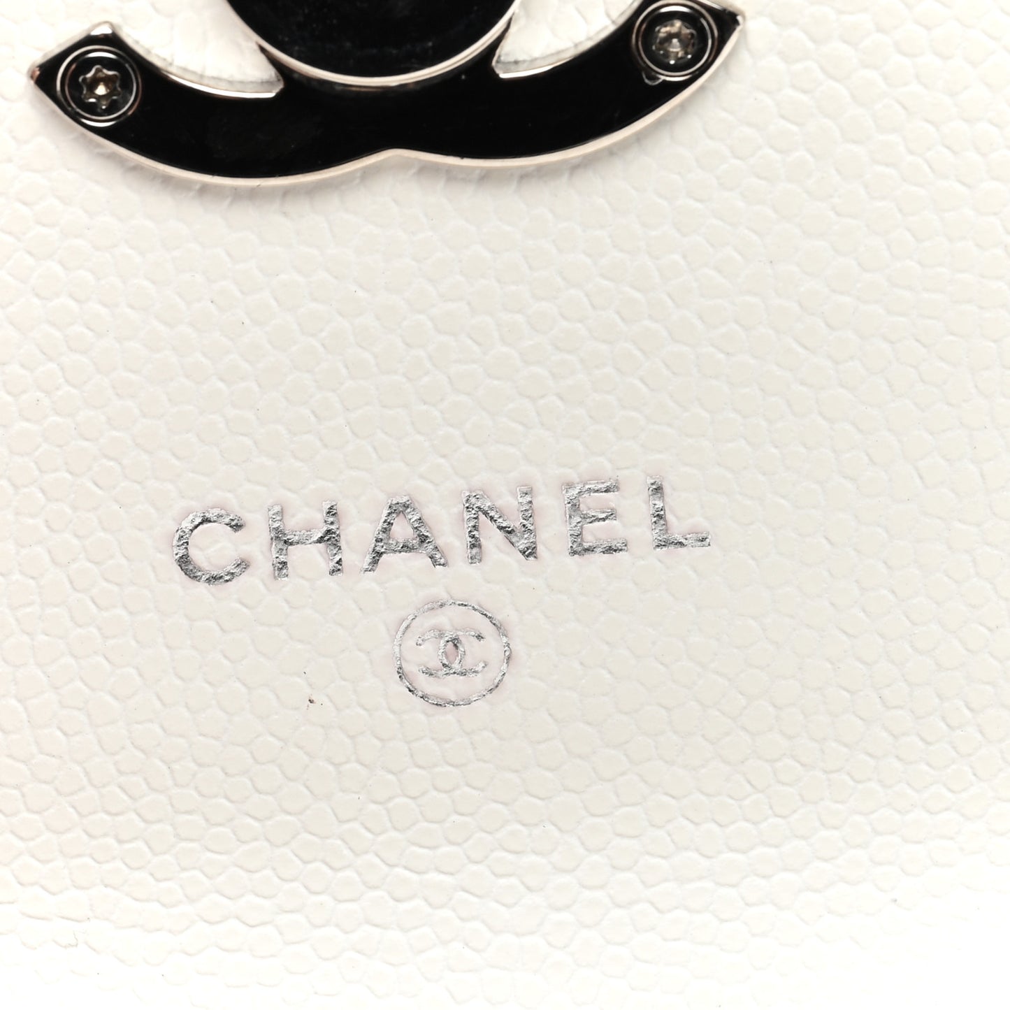 Caviar Quilted Pick Me Up Clutch With Chain White