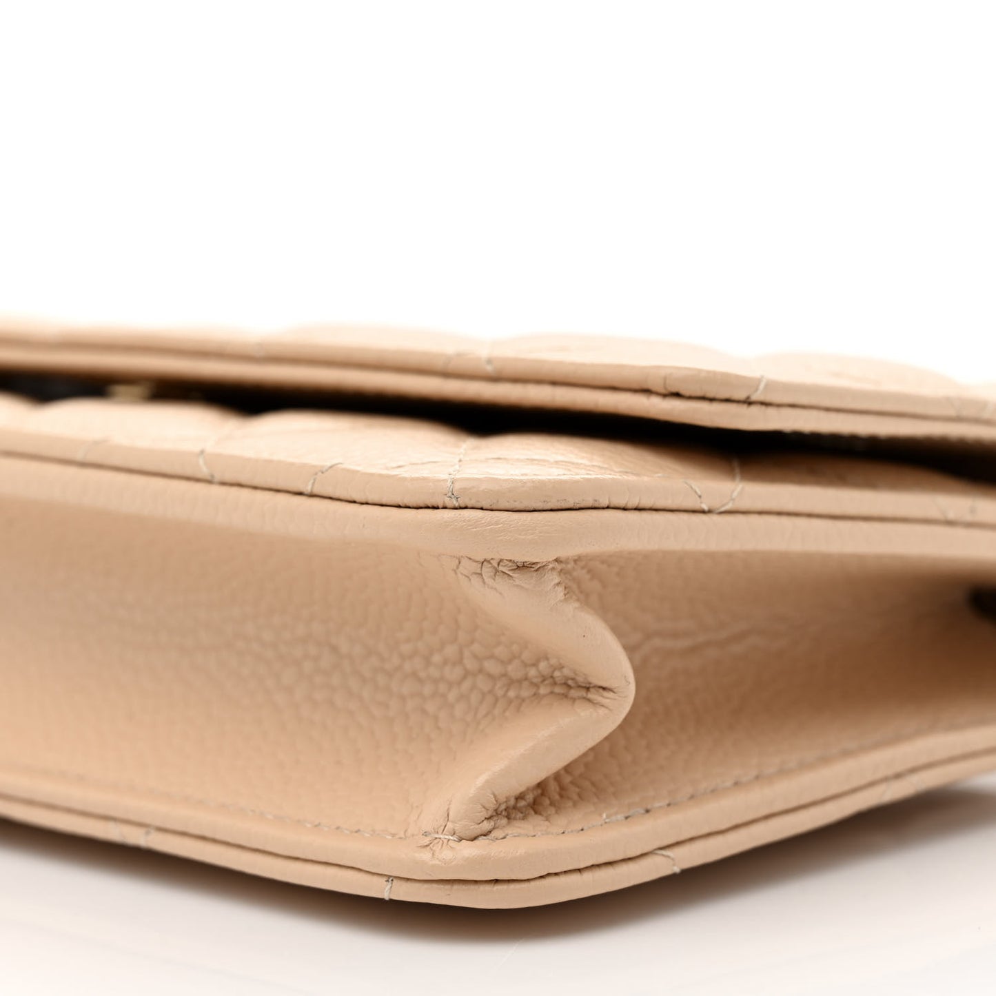 Caviar Quilted Wallet on Chain WOC Beige