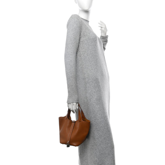 Taurillon Clemence Picotin Lock 18 PM Gold