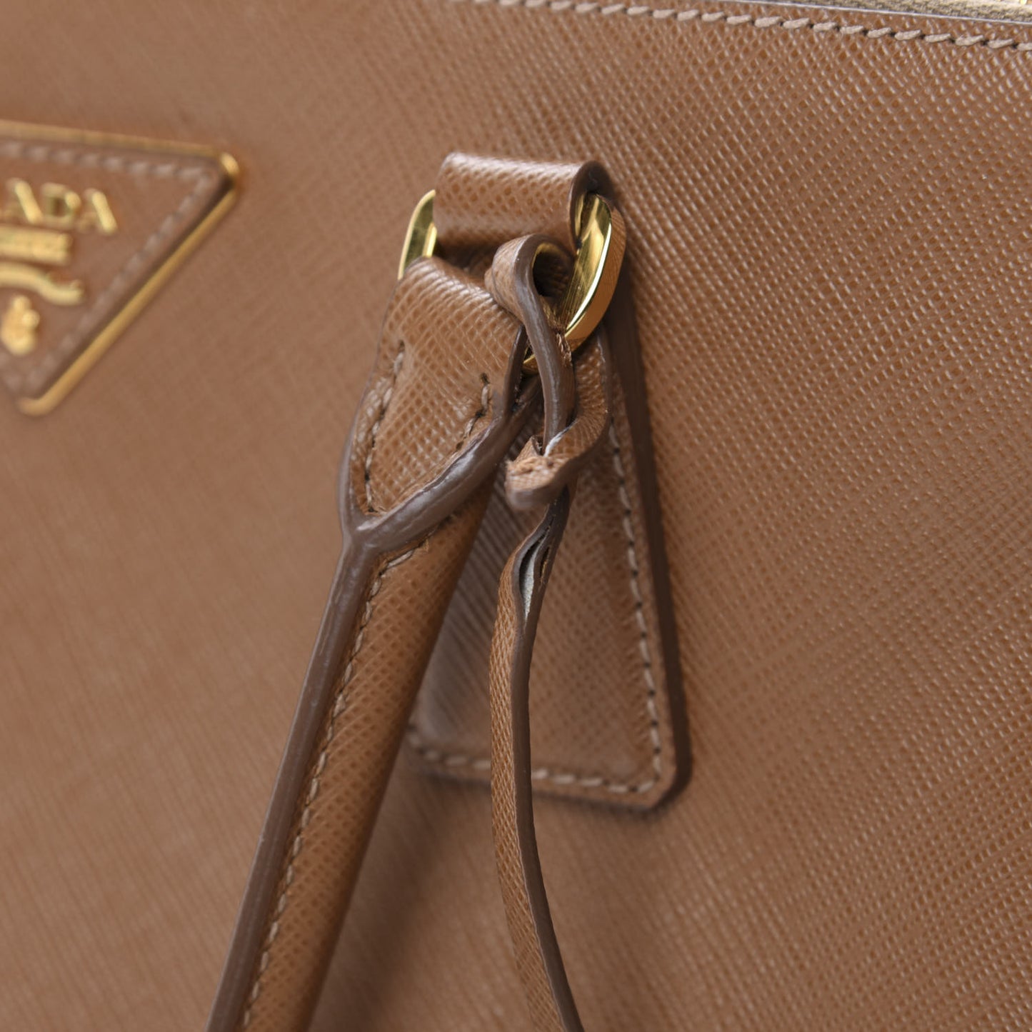 Saffiano Small Galleria Double Zip Tote Caramel