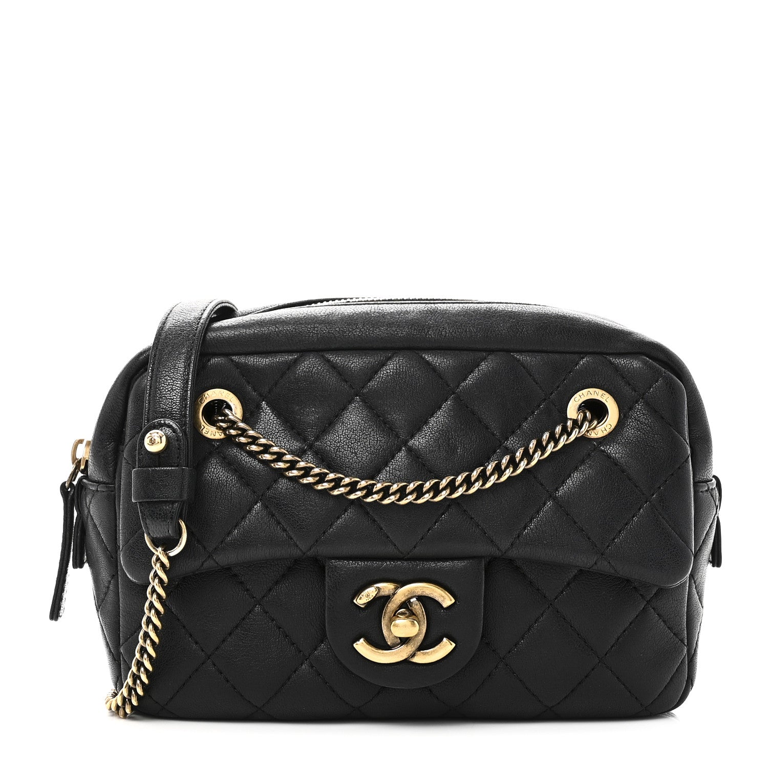 tamaaa,  ほぼ新品 CHANEL Chanel Sheepskin Quilted Trapezio Camera Case Black 1855037