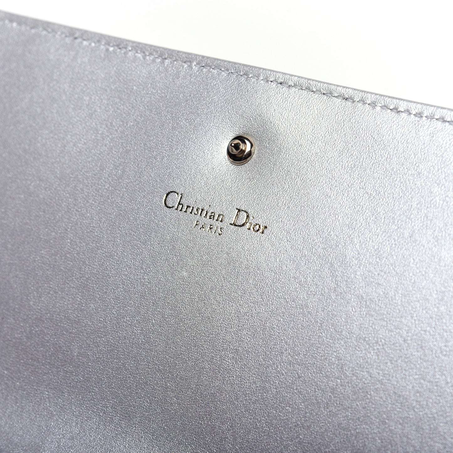 Metallic Grained Calfskin Diorama Croisiere Chain Wallet Silver