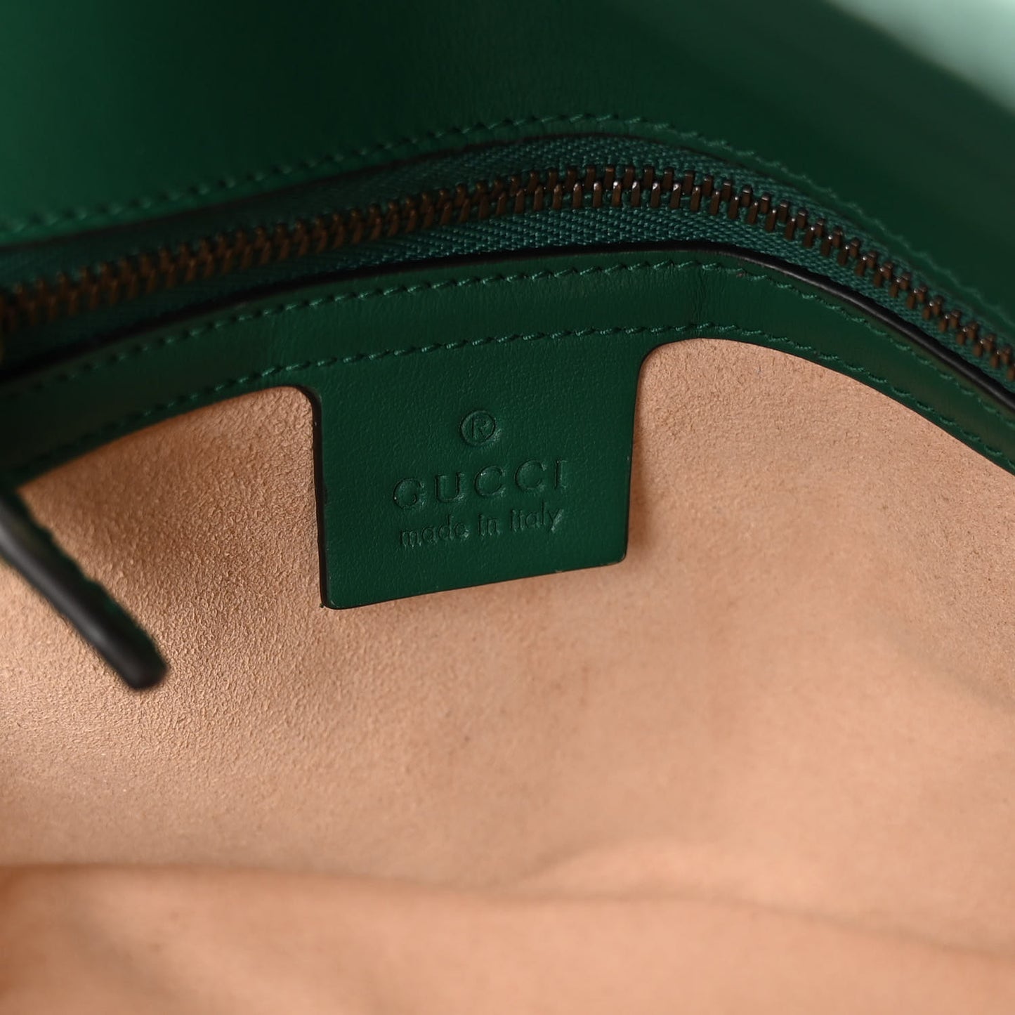 Calfskin Matelasse Small GG Marmont Shoulder Bag Emerald Green