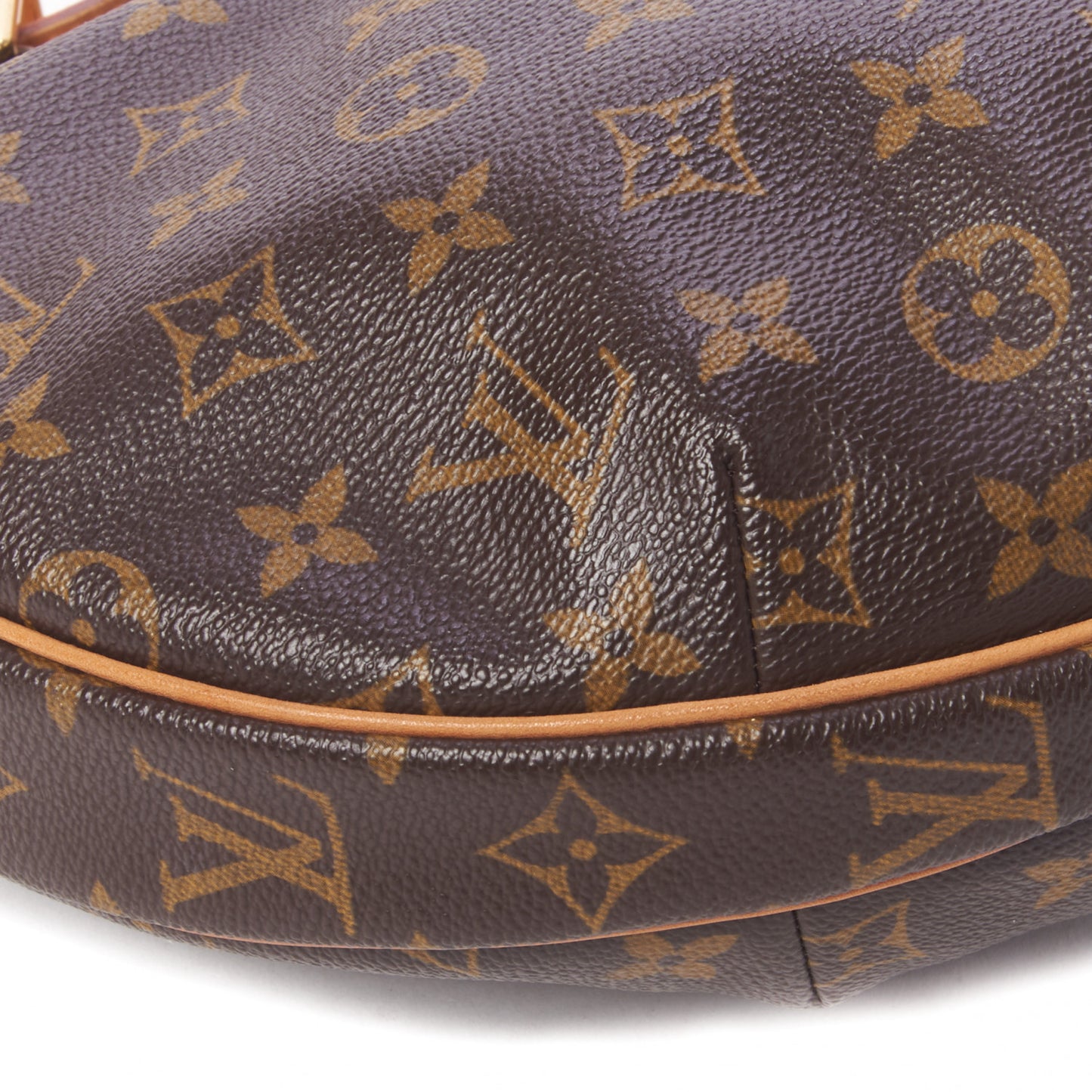 Monogram Croissant MM
