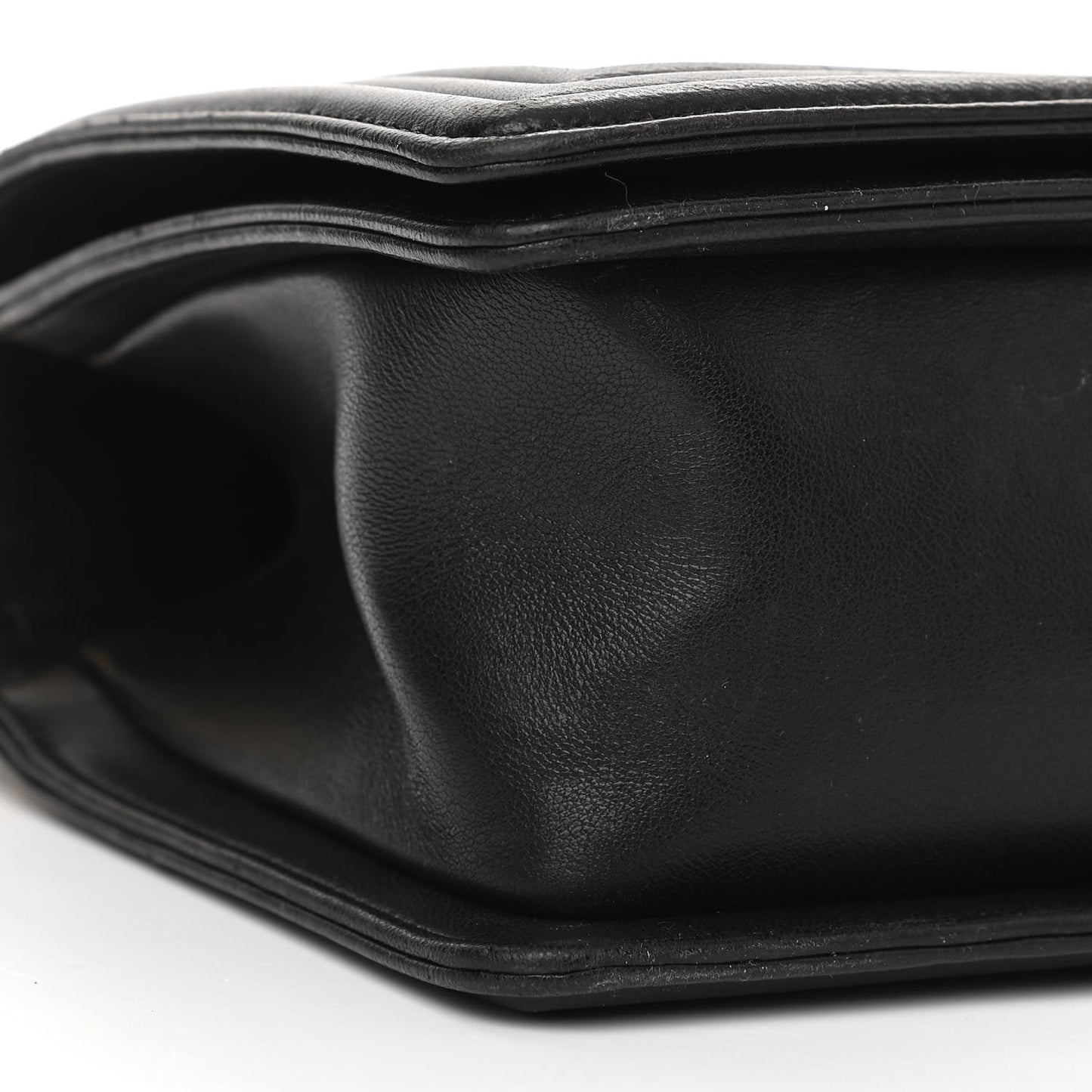 Lambskin Quilted Medium Boy Flap Black