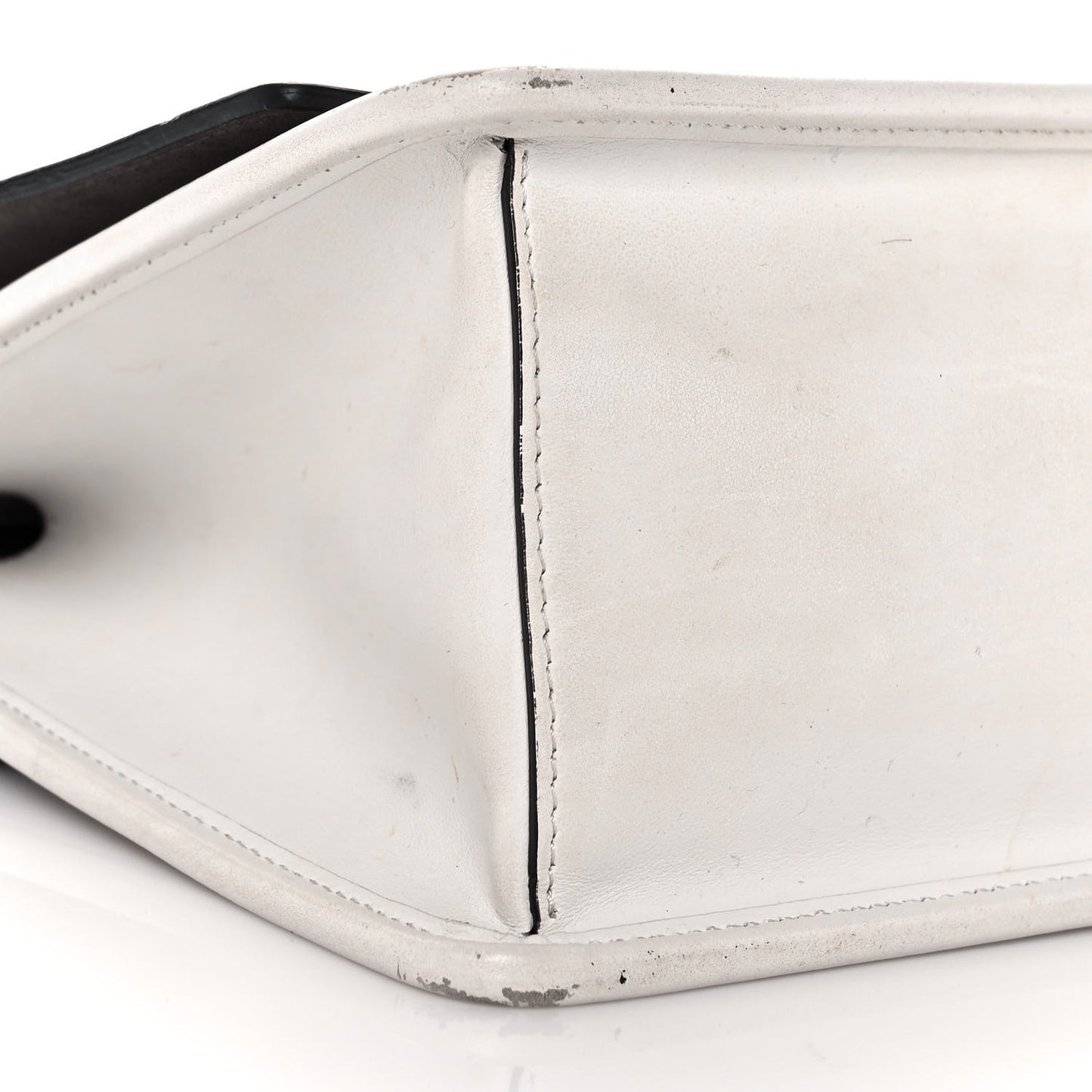 Vitello Century Opaco F is Fendi Kan I Shoulder Bag White Ice