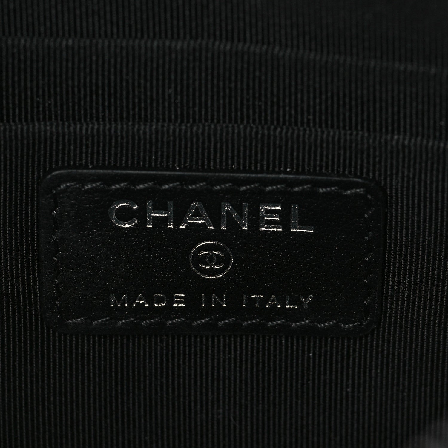 Chanel Aged Calfskin Quilted Medium Reissue Cosmetic Case So Black 6 of 7