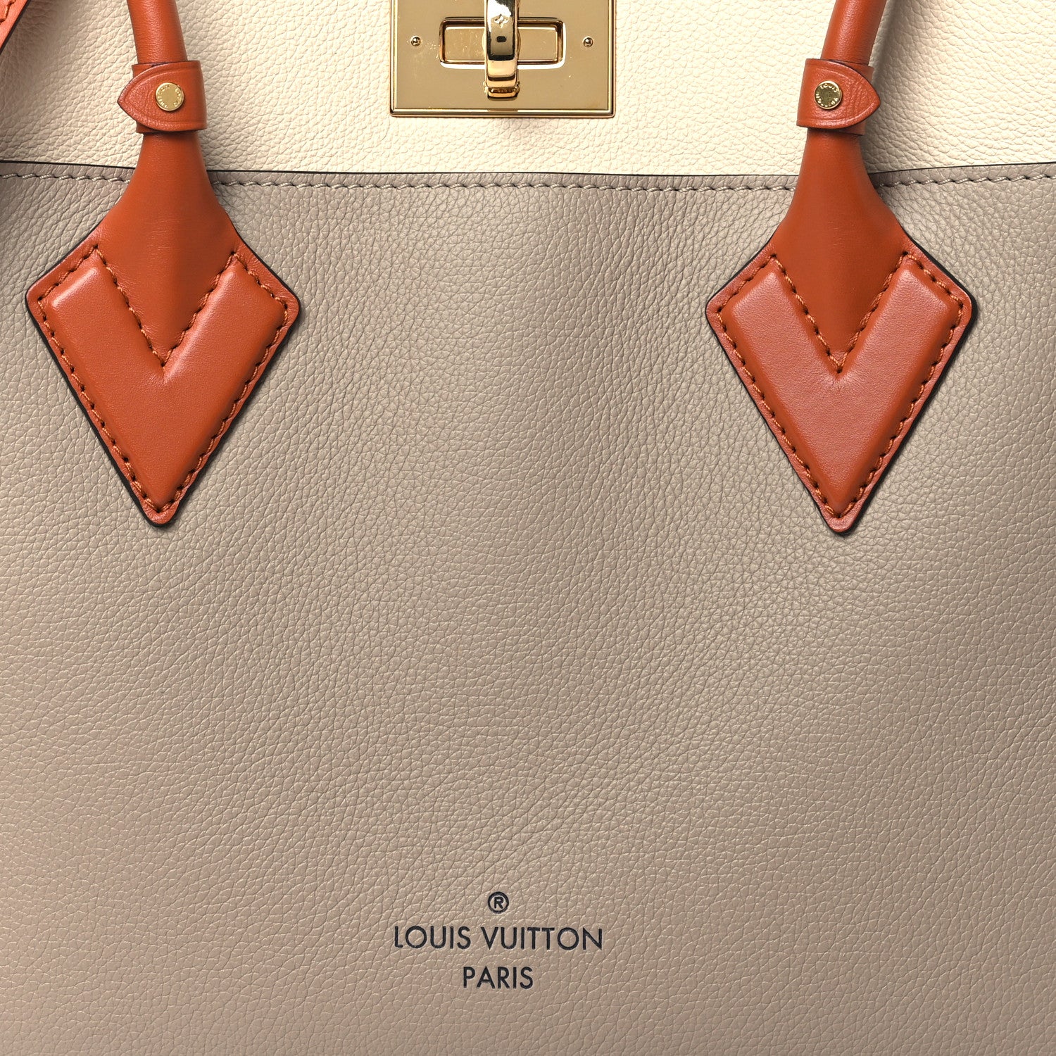 Louis Vuitton Calfskin Monogram Tufting On My Side Galet 7 of 9