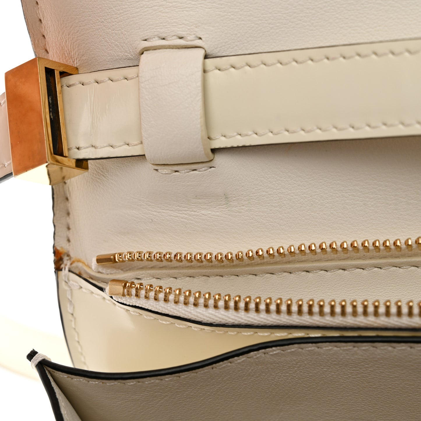 Spazzolato Calfskin Medium Classic Box Flap Bag White