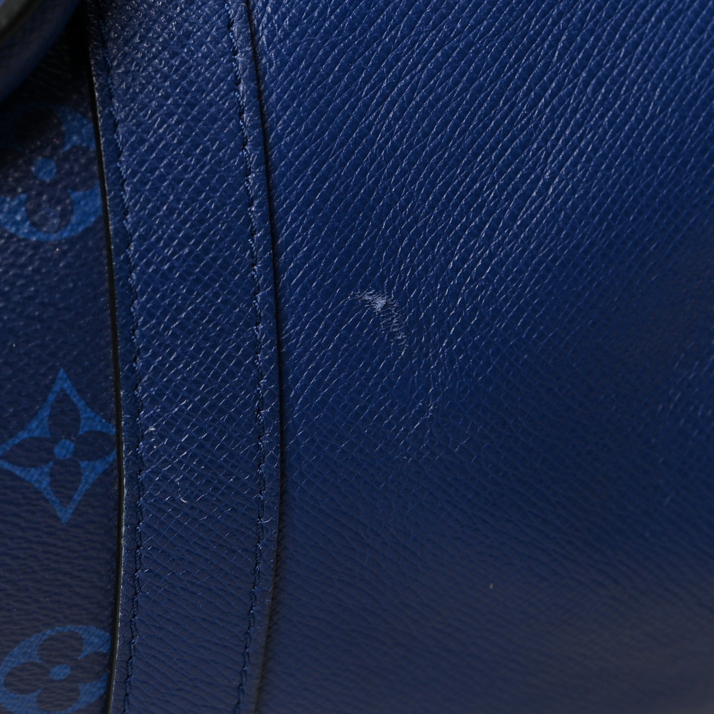 Taiga Monogram Eclipse Keepall Bandouliere 50 Pacific Blue