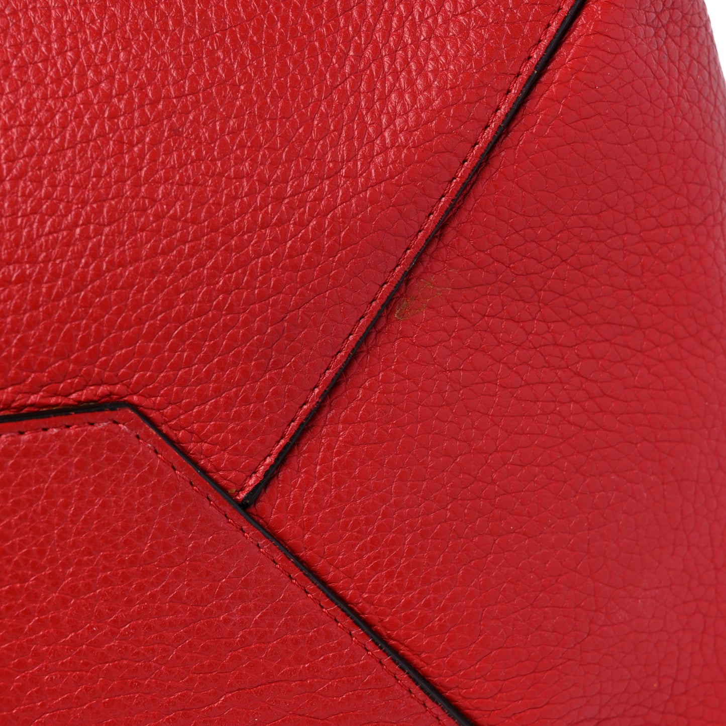 Grained Calfskin Medium Horizontal Cabas Phantom Coquelicot
