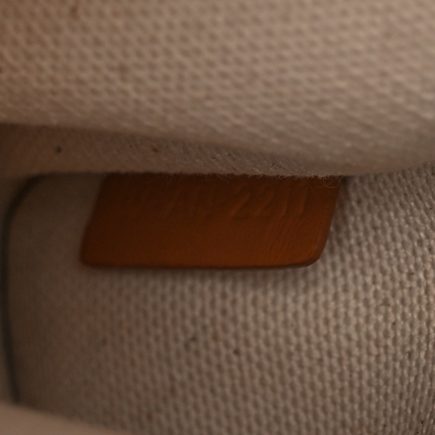 Canvas Calfskin Mini Vertical Cabas Natural Tan
