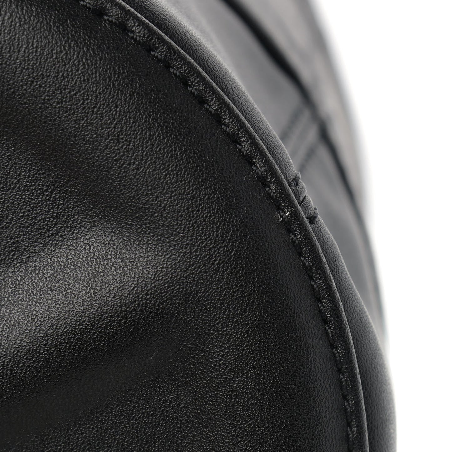 Vegan Leather Medium Duffle Black