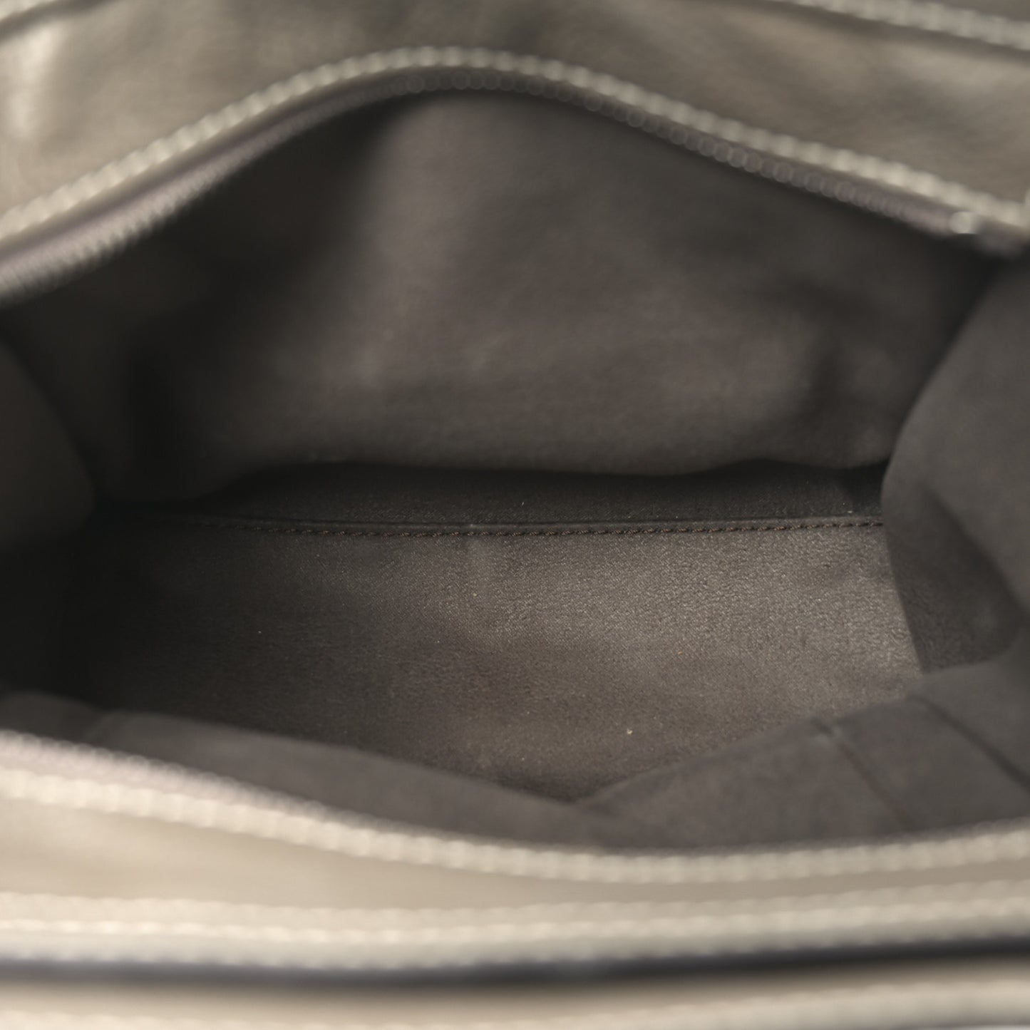 Drummed Calfskin Nano Luggage Souris