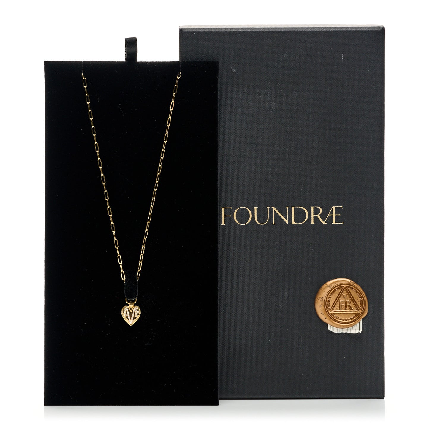 18K Yellow Gold Diamond Amate Crest Super Fine Clip Slide Pendant Necklace
