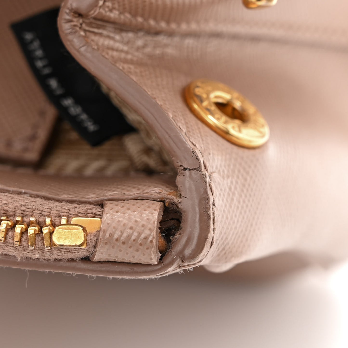 Saffiano Lux Micro Galleria Double Zip Tote Cammeo