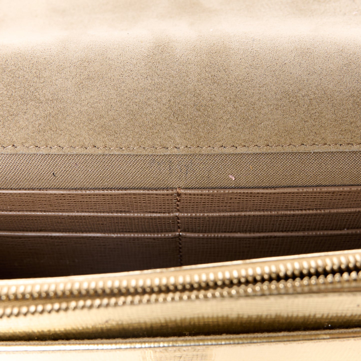 Vitello Mirror Elite Tube Wallet on Chain Gold