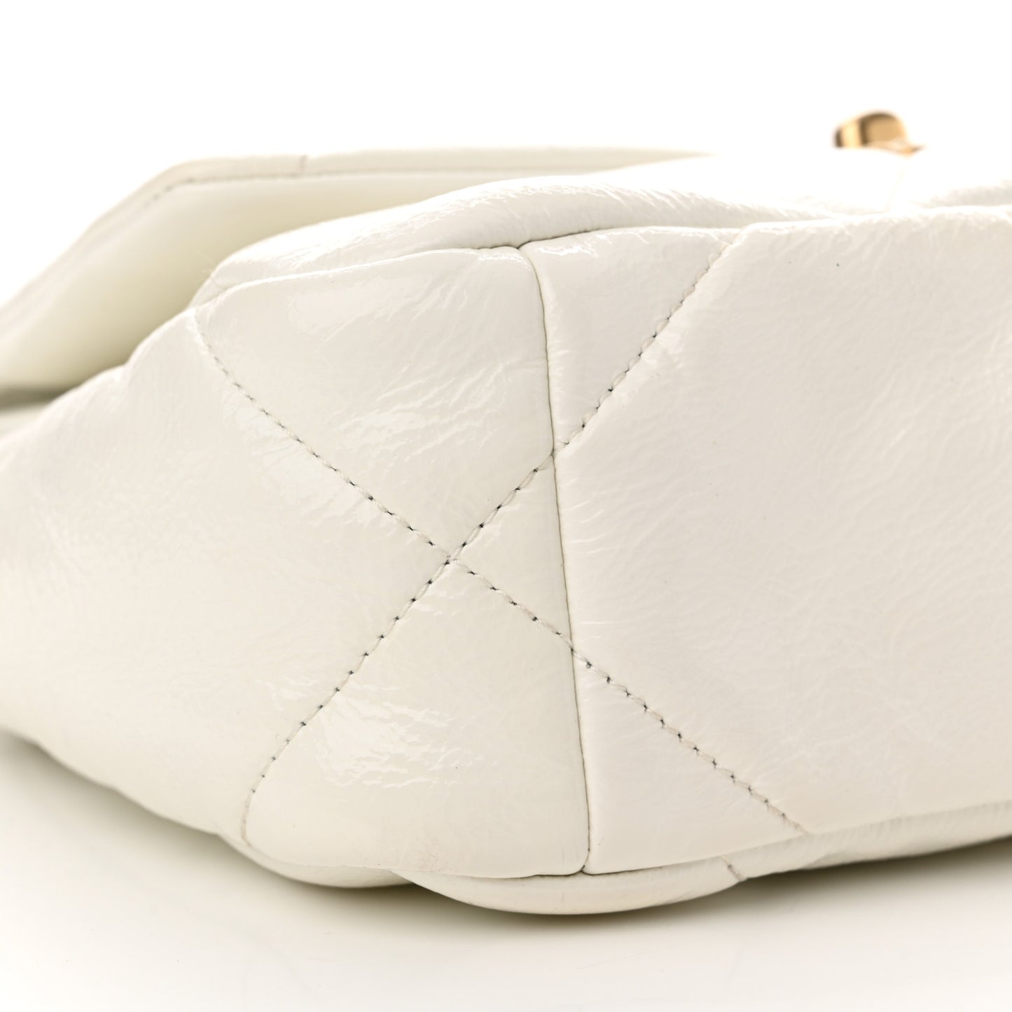 Shiny Crumpled Calfskin Quilted Medium Chanel 19 Flap White