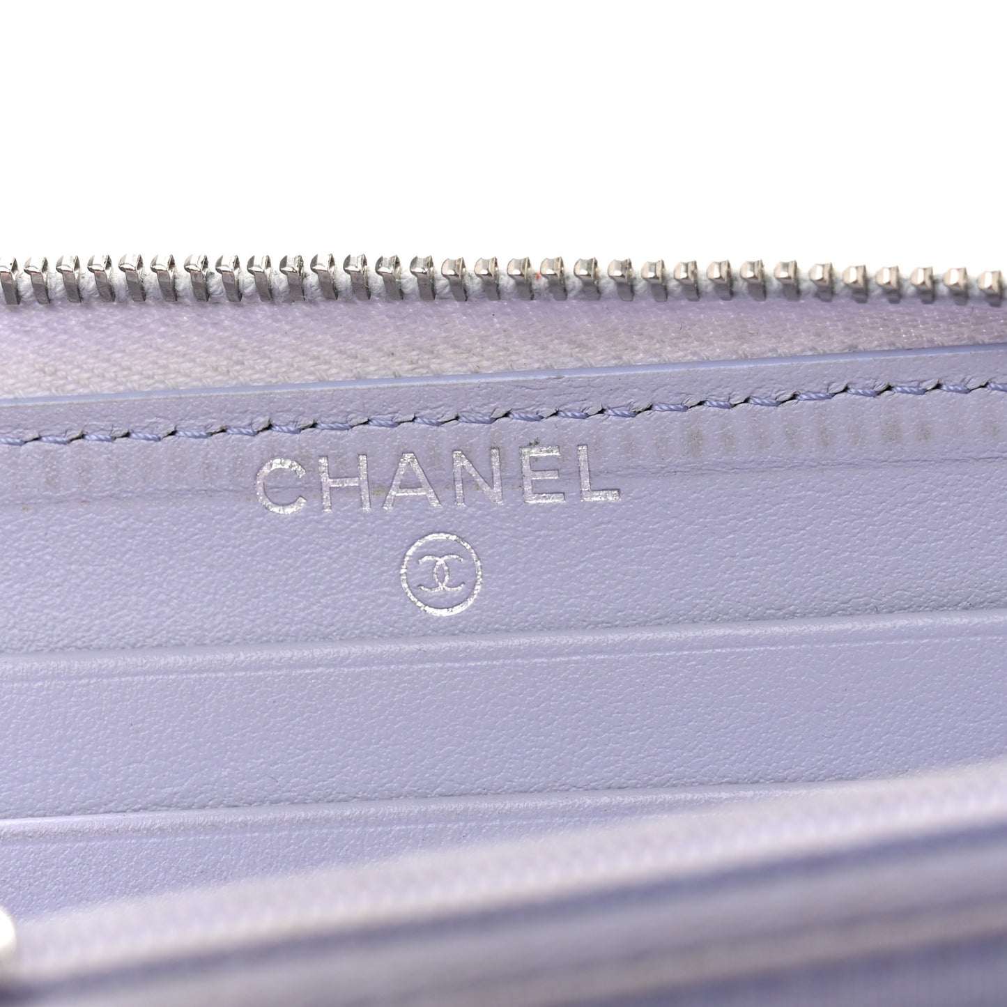 Caviar Quilted Medium Zip Around Wallet Light Purple