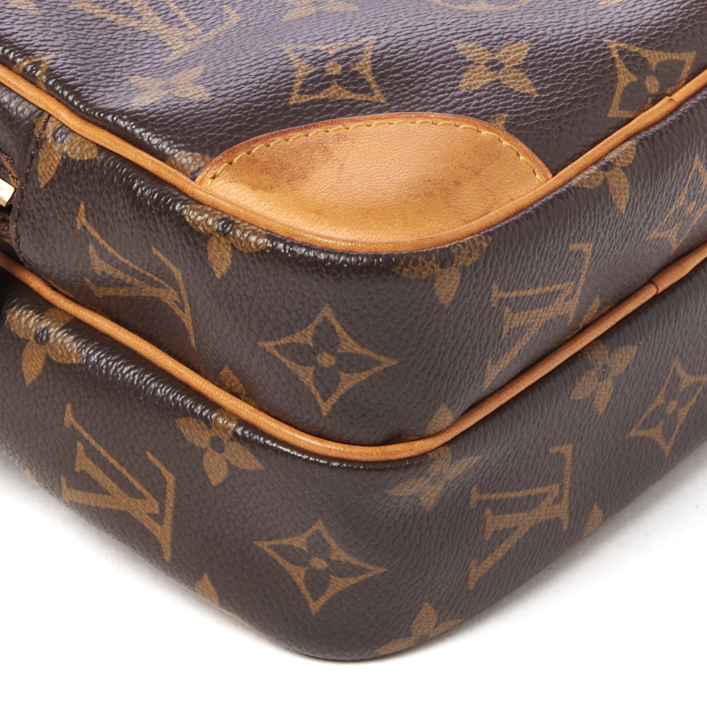 Monogram Amazone
