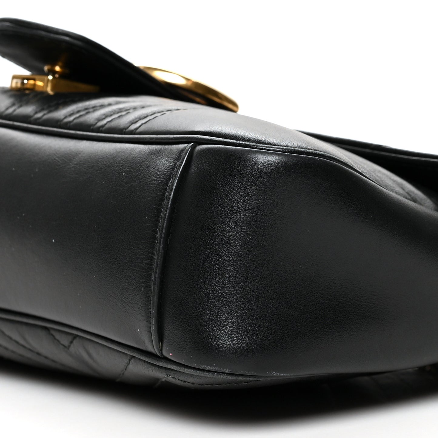 Calfskin Matelasse Medium GG Marmont Shoulder Bag Black