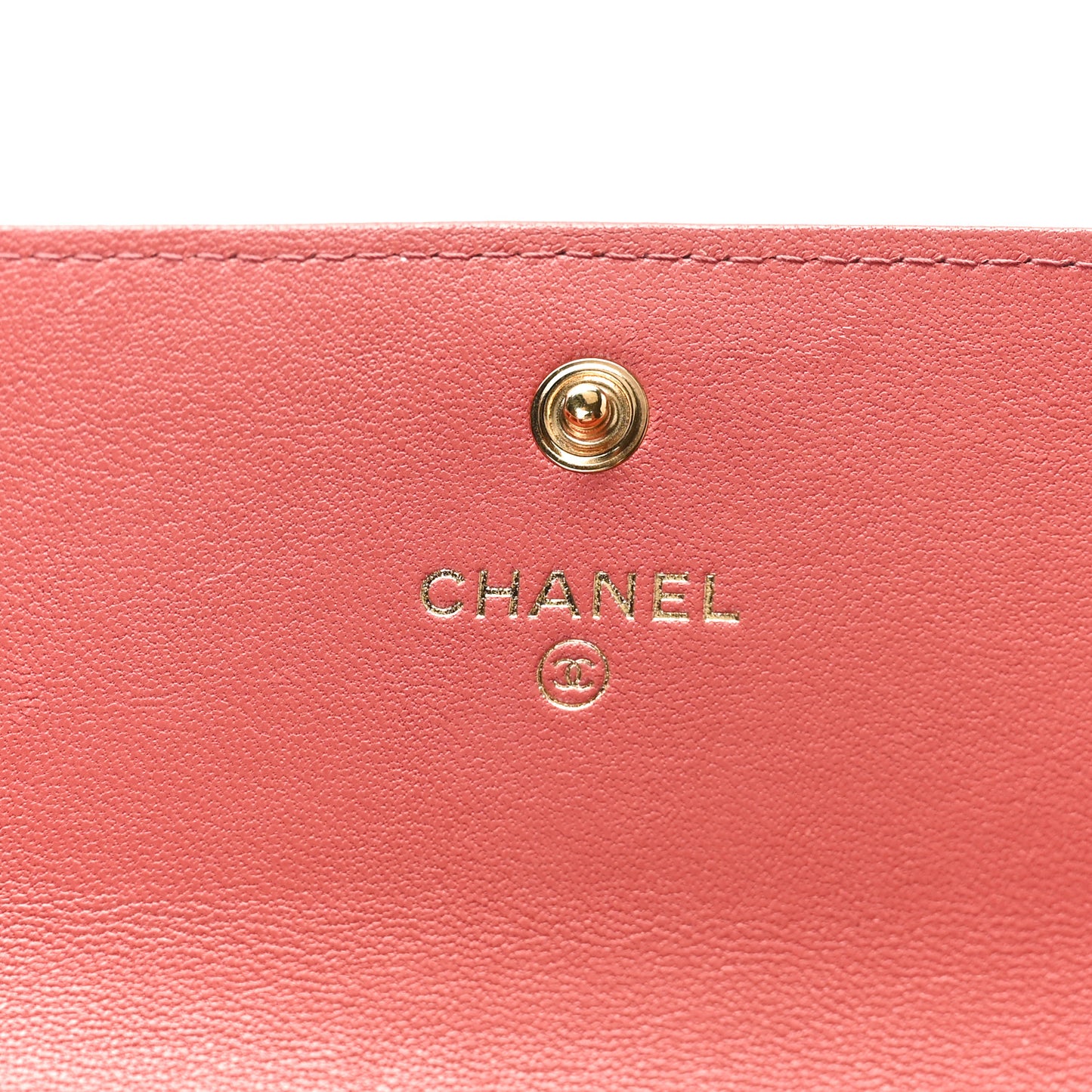 Lambskin Quilted Medium Chanel 19 Flap Wallet Pink