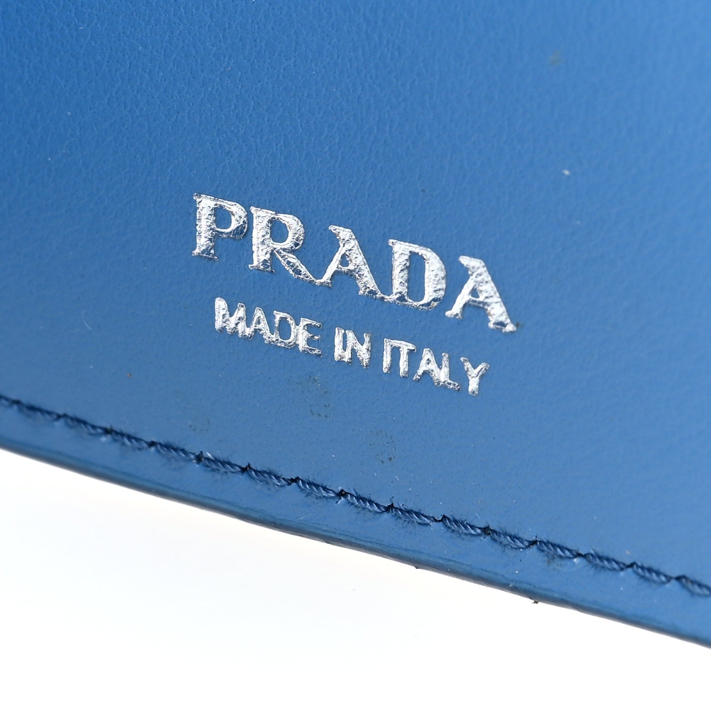 Vitello Daino Triangle Continental Zip Wallet Blue