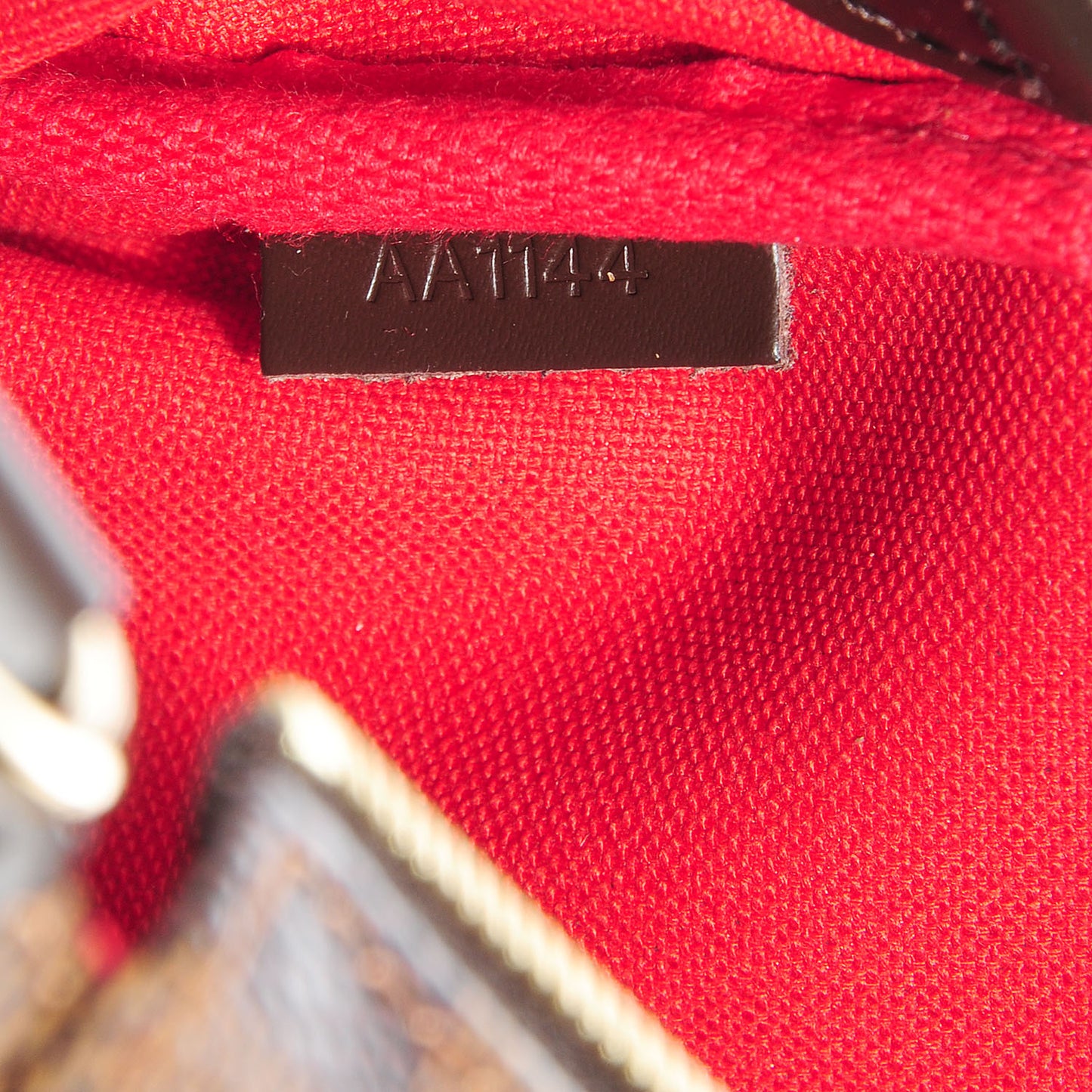 Damier Ebene Eva Clutch