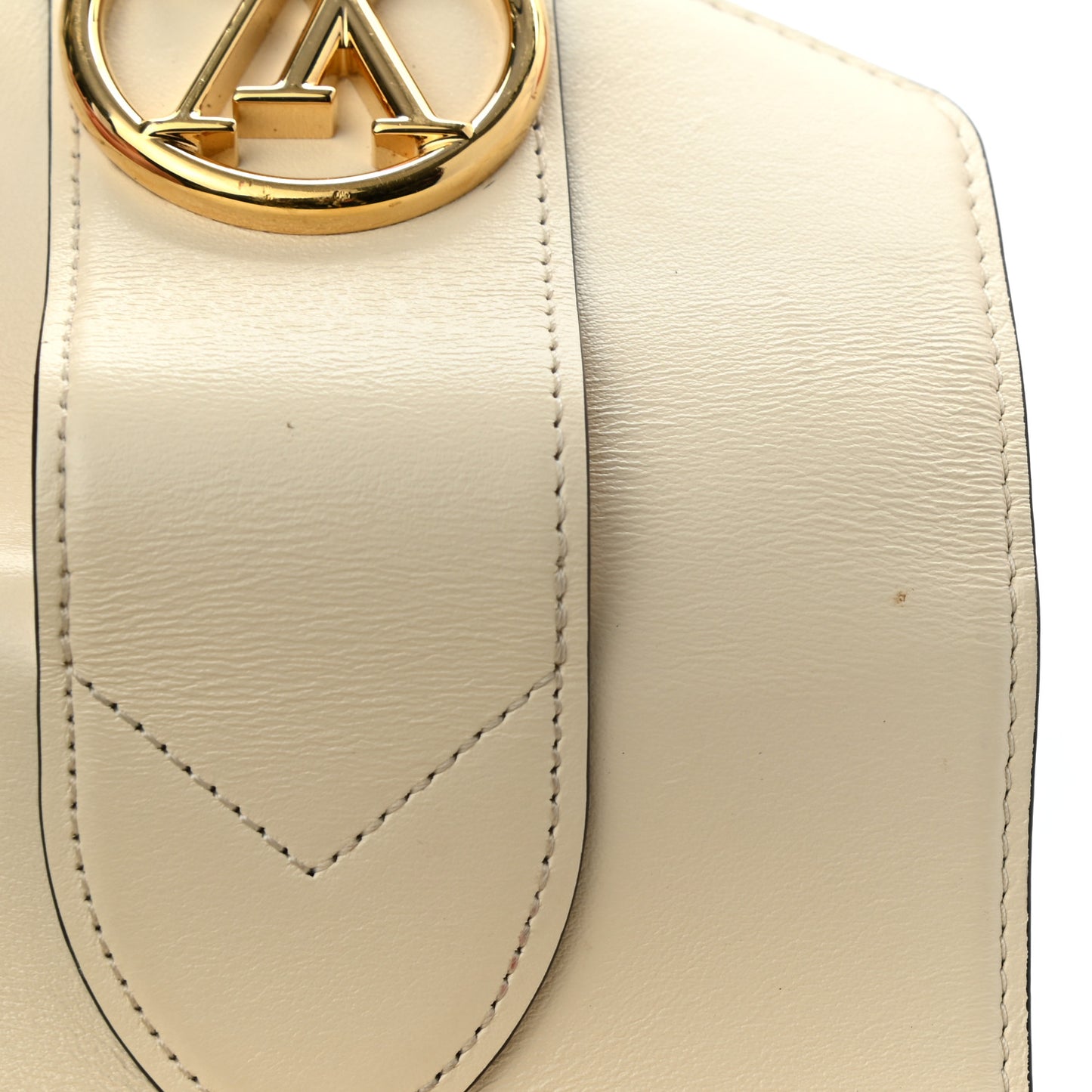 Smooth Calfskin LV Pont 9 Compact Wallet Creme