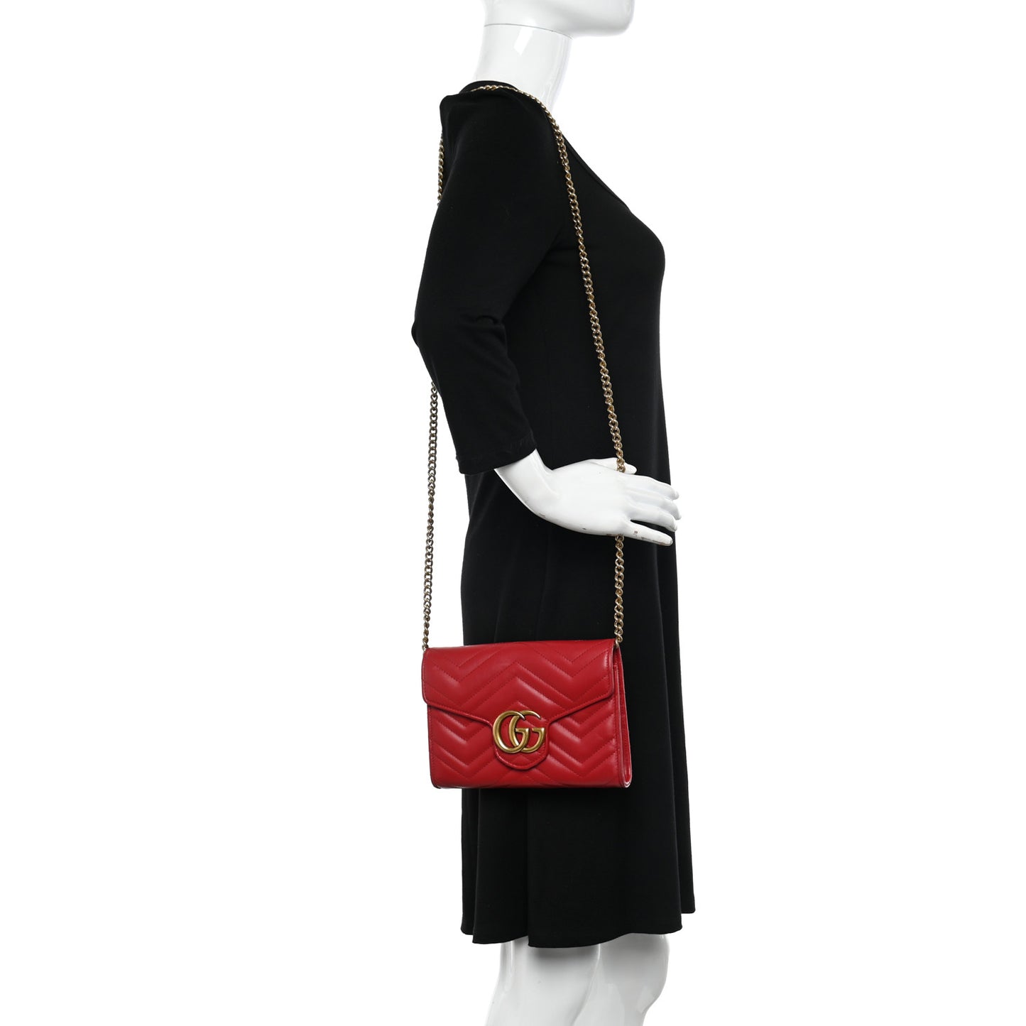 Calfskin Matelasse GG Marmont Chain Wallet Hibiscus Red