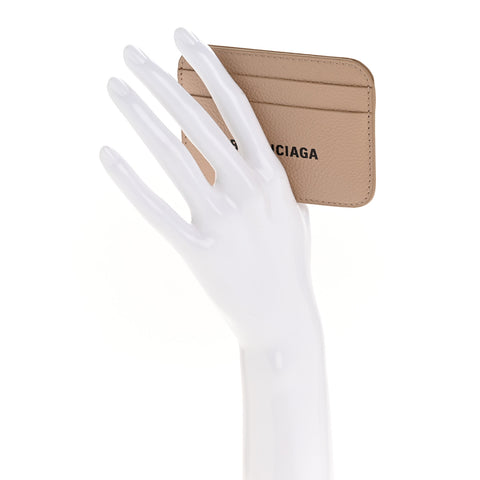 Grained Calfskin Logo Cash Rounded Card Holder Beige