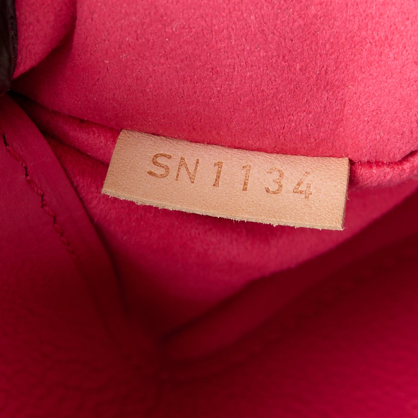 Monogram Pallas Dahlia