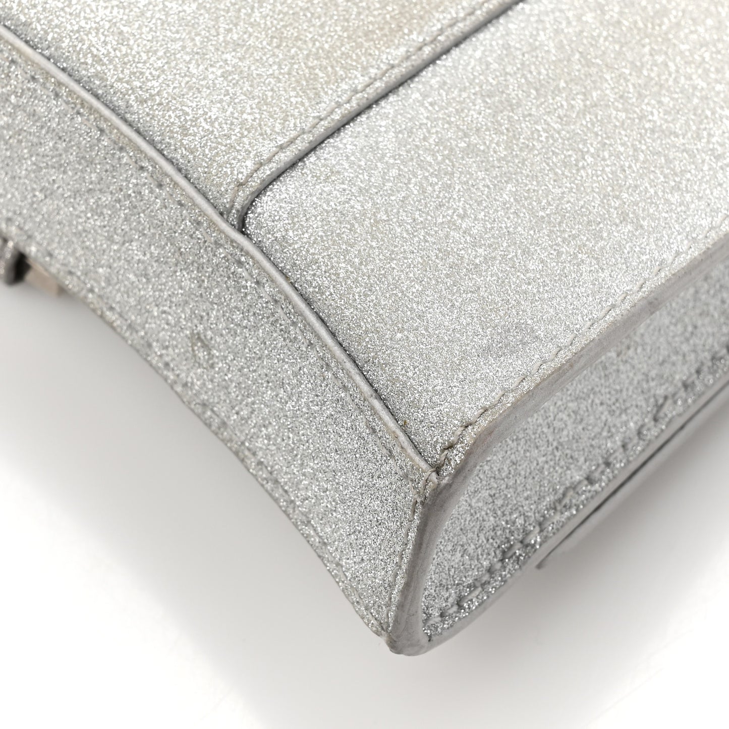 Sparkling Fabric XS Hourglass Wallet On Chain Silver