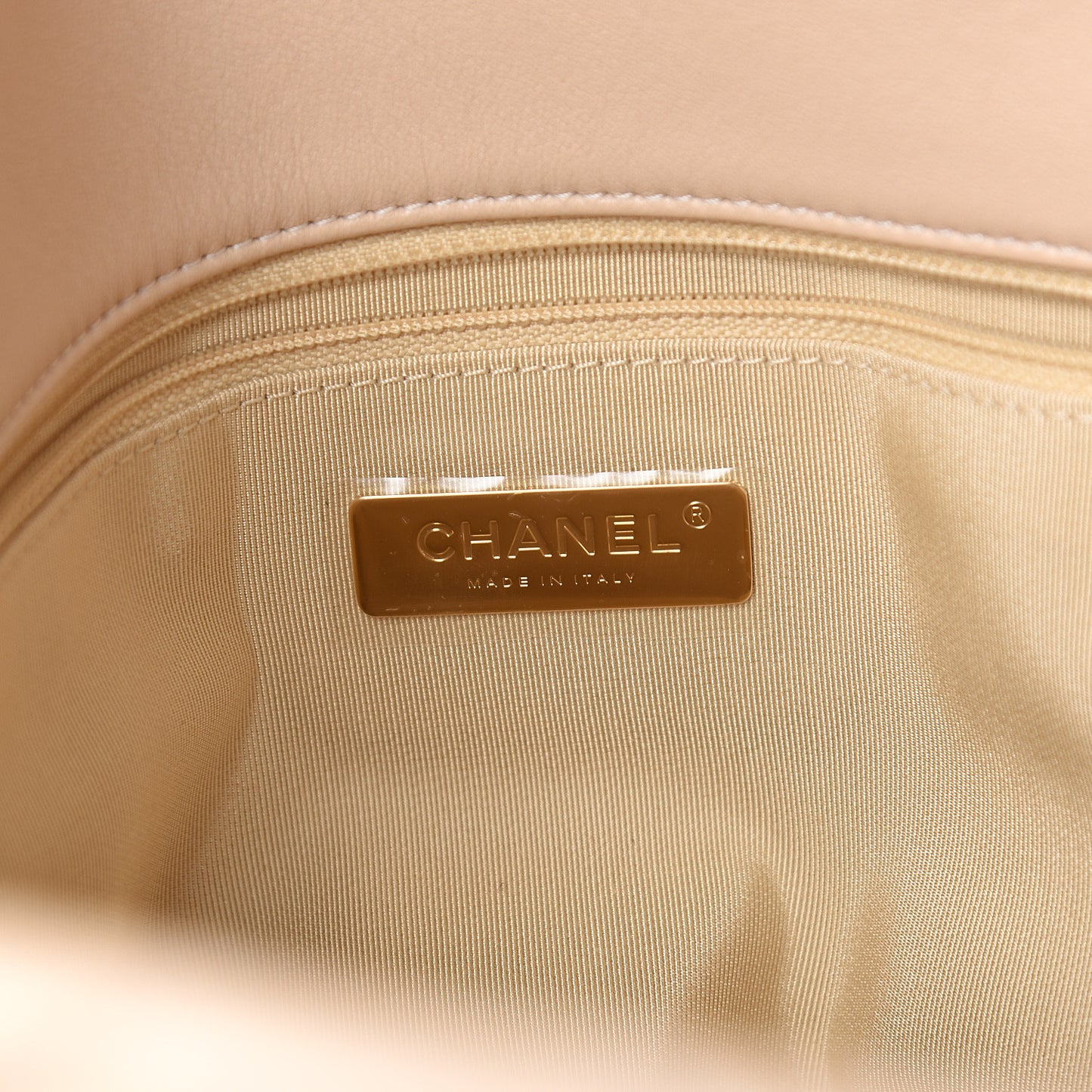 Lambskin Quilted Maxi 19 Flap Light Beige