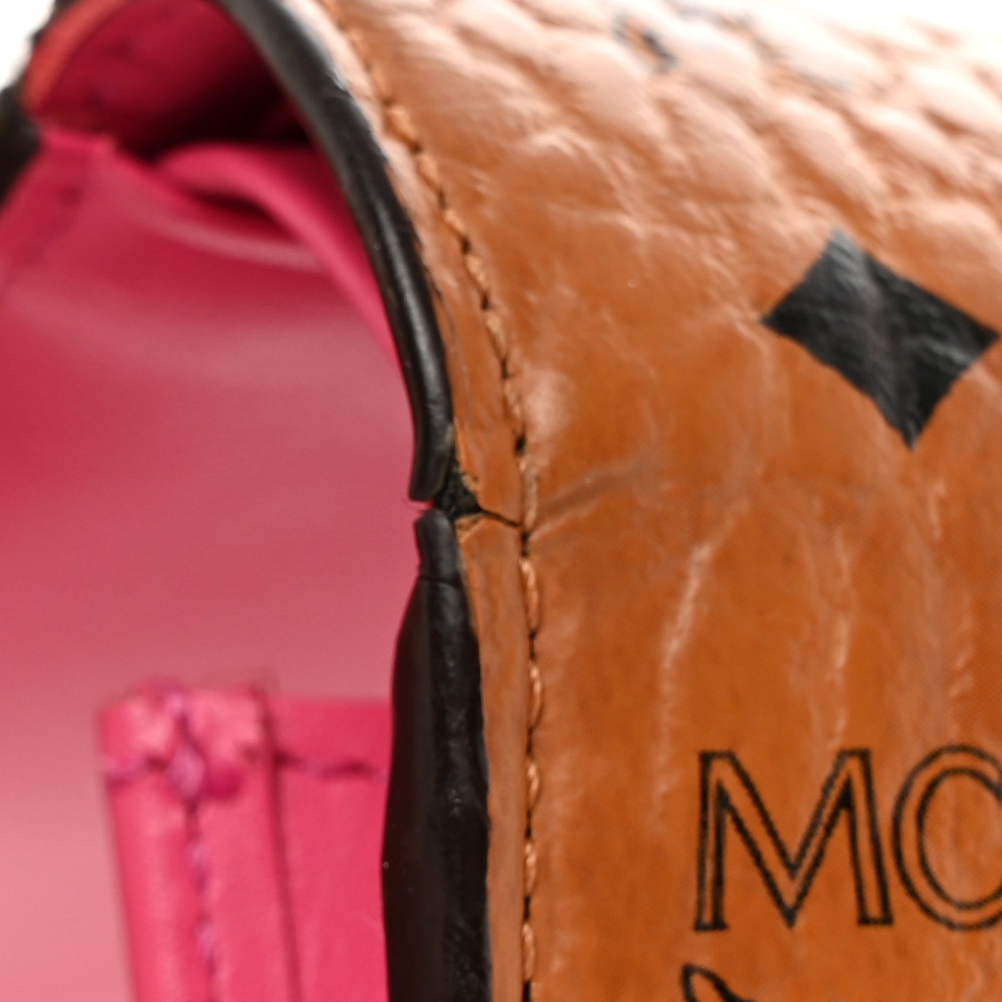 Visetos Rabbit Tri-Fold Wallet Cognac