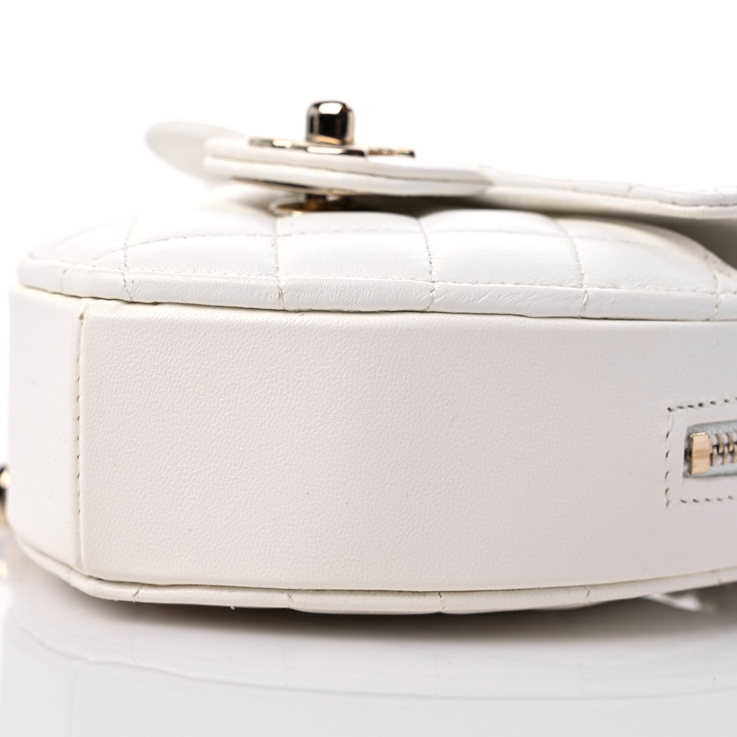 Lambskin Quilted CC In Love Heart Clutch With Chain White
