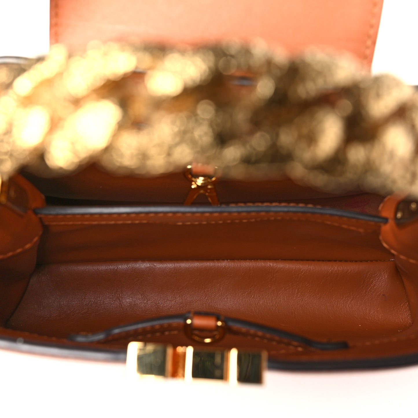 Calfskin Bolsa Capucines BB Caramel