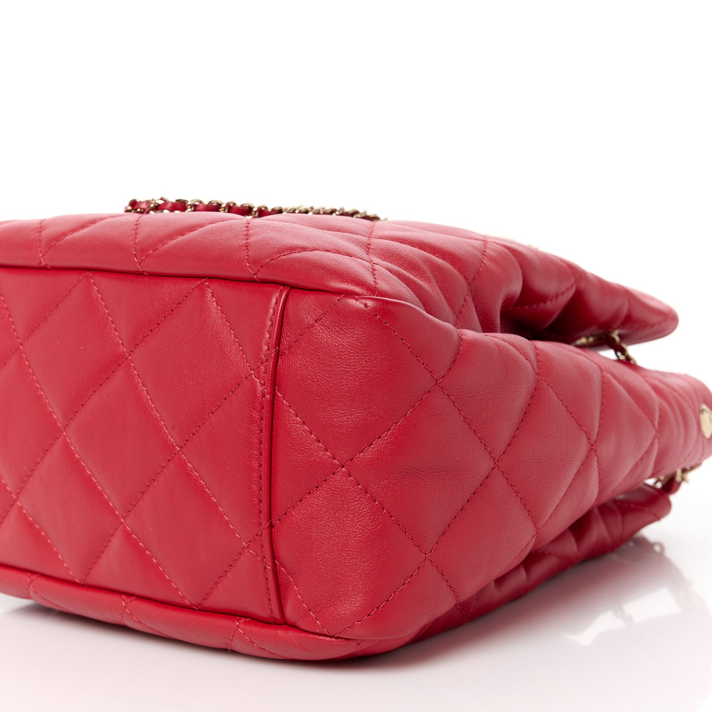 Lambskin Quilted Chain Drawstring Bag Red