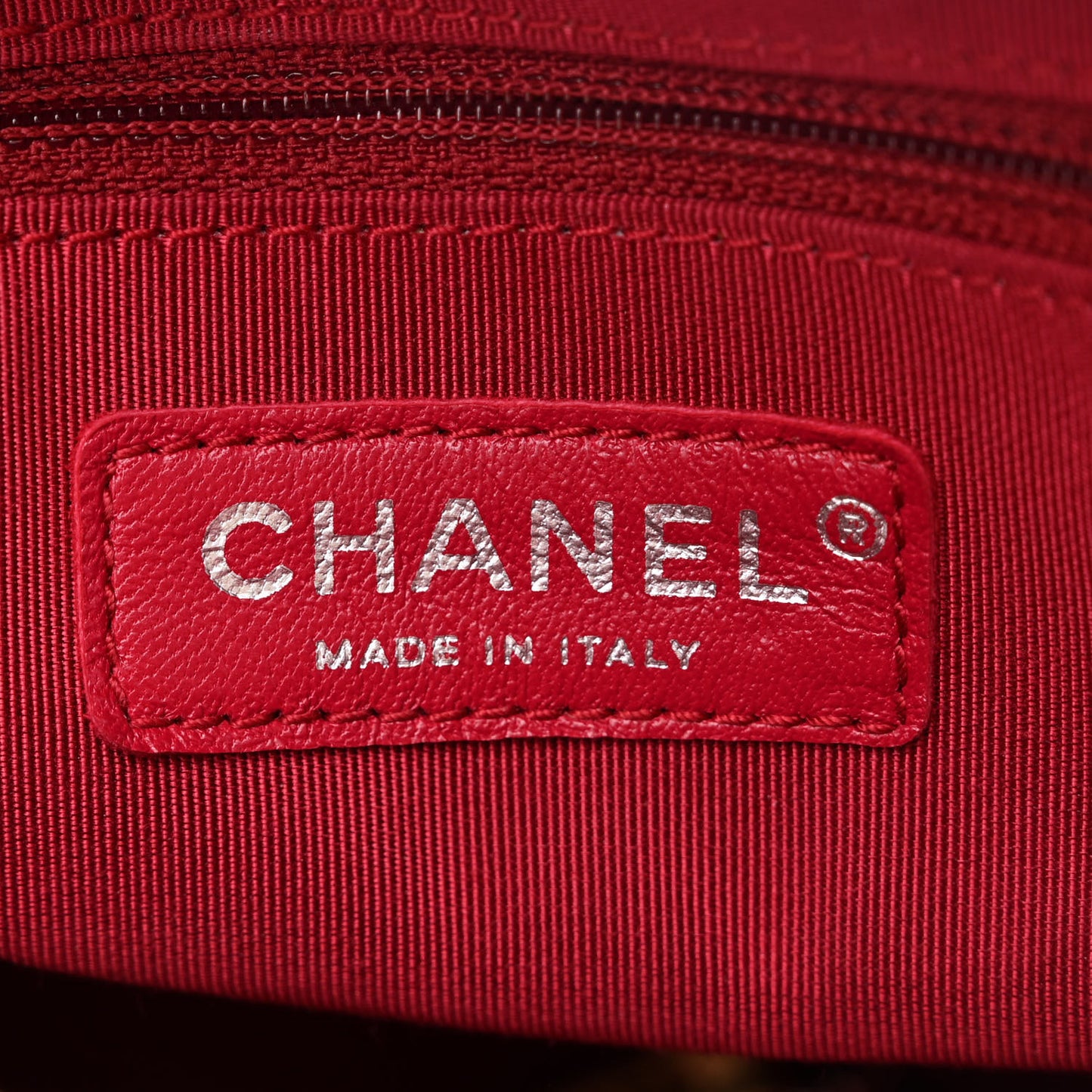 Metallic Lambskin Calfskin Quilted Medium Gabrielle Hobo Gold